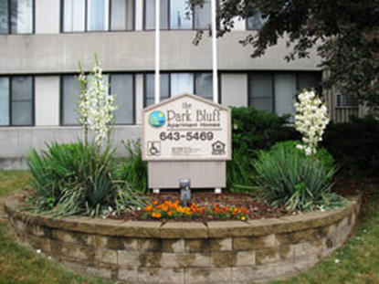 Image of Park Bluff Apartments